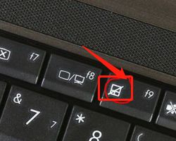 触控板开关标识特写